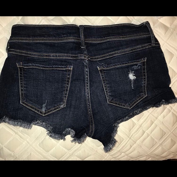 Hollister Shorts - Picture 3 of 3